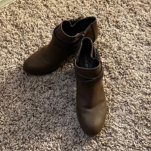 Indigo ankle boots women’s 8.5M